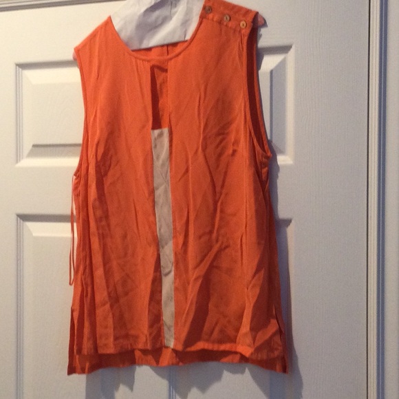 Trina Turk silk sleeveless orange top with button detail and cut out on chest - Picture 1 of 6